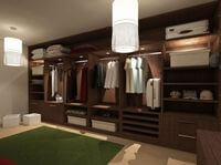 Классическая гардеробная комната из массива с подсветкой Прокопьевск